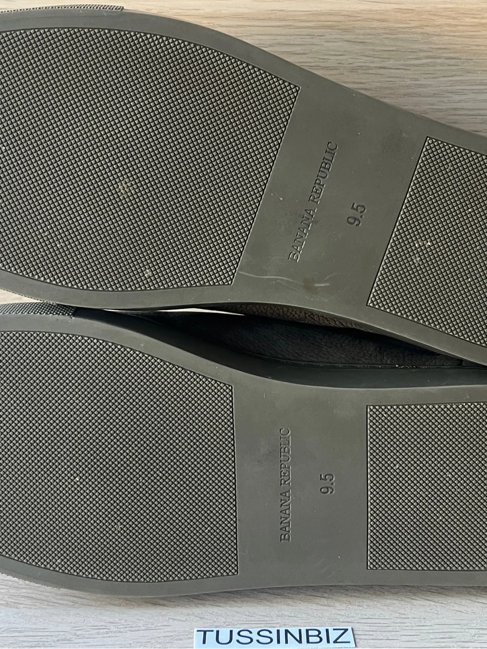 Banana Republic up grabs